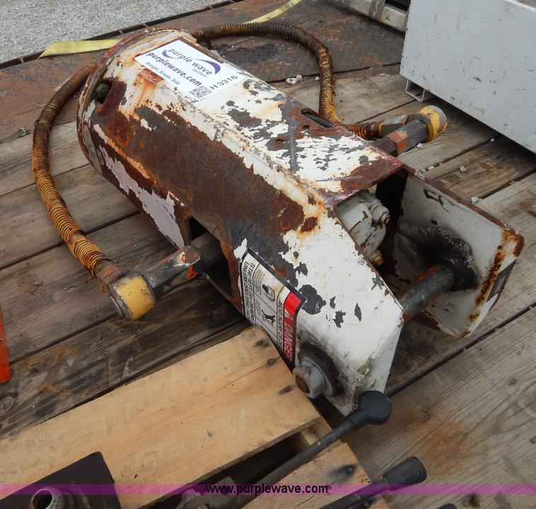 image for item H3316 McMiller X14K2H25WH1 hydraulic auger