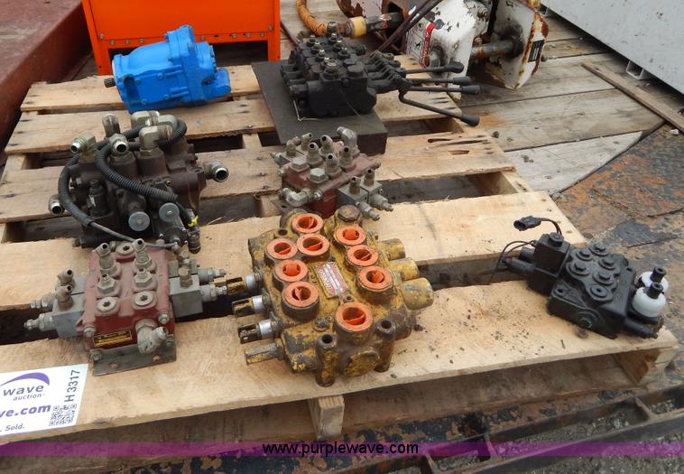 image for item H3317 Assorted valves