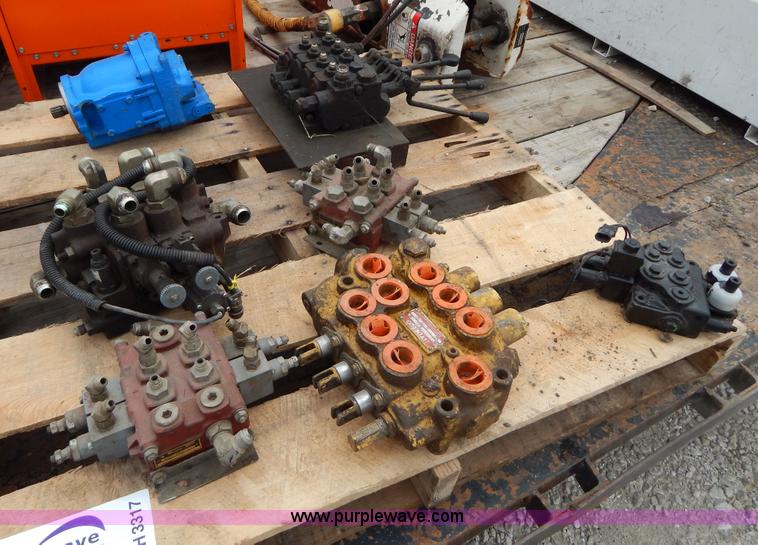 image for item H3317 Assorted valves