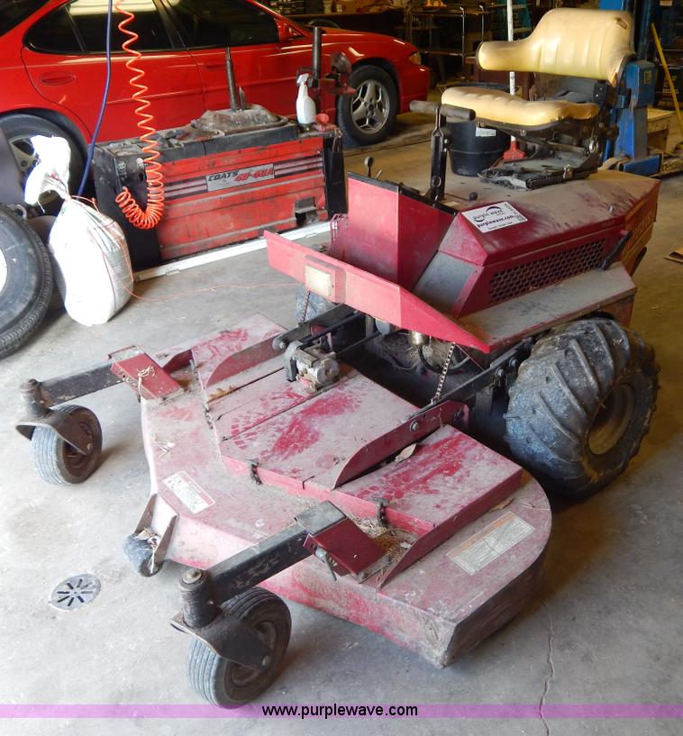 image for item H3324 Tipper TS-22 ZTR lawn mower