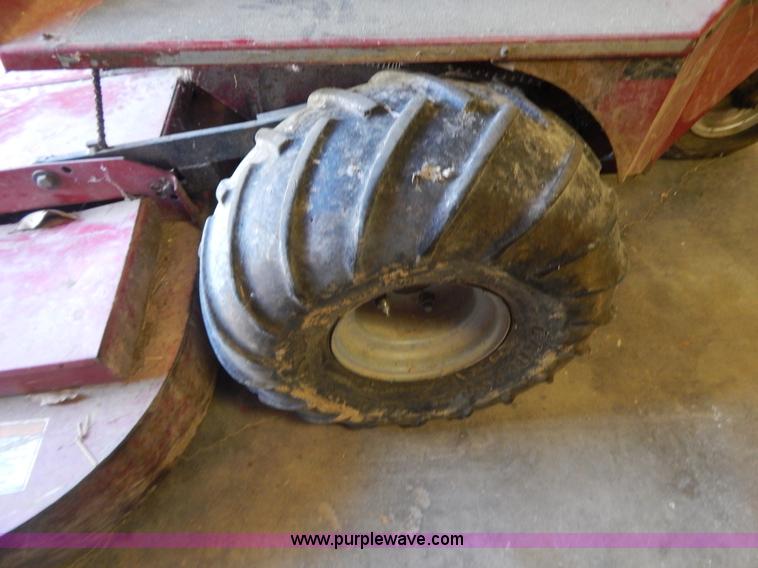 image for item H3324 Tipper TS-22 ZTR lawn mower