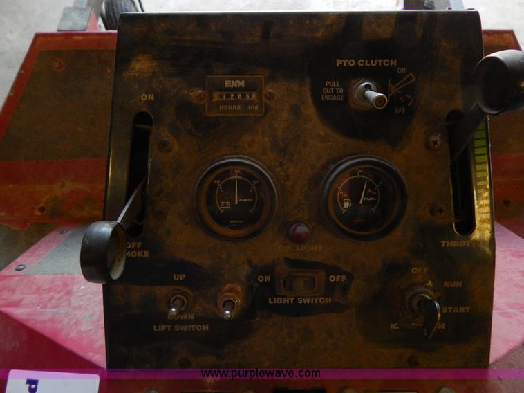 image for item H3324 Tipper TS-22 ZTR lawn mower