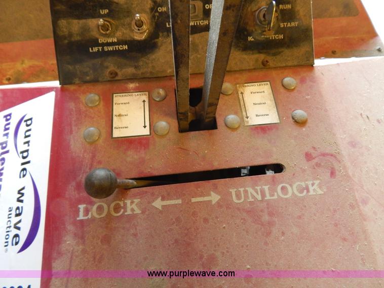 image for item H3324 Tipper TS-22 ZTR lawn mower