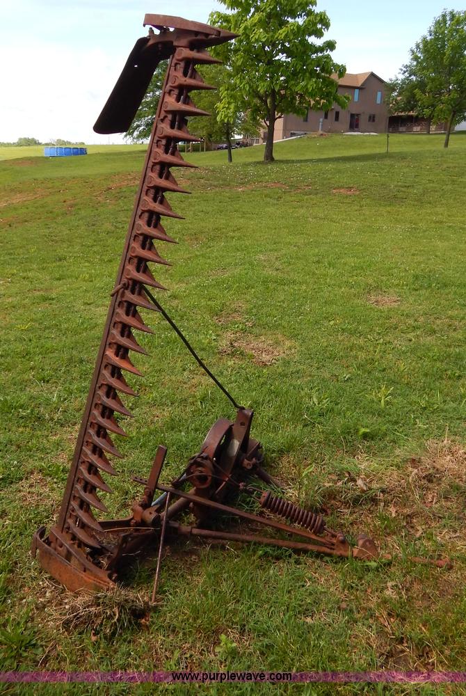image for item H3326 Dearborn 14-15 sickle mower