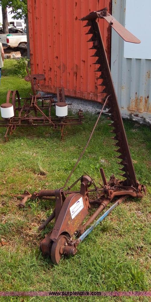 image for item H3326 Dearborn 14-15 sickle mower