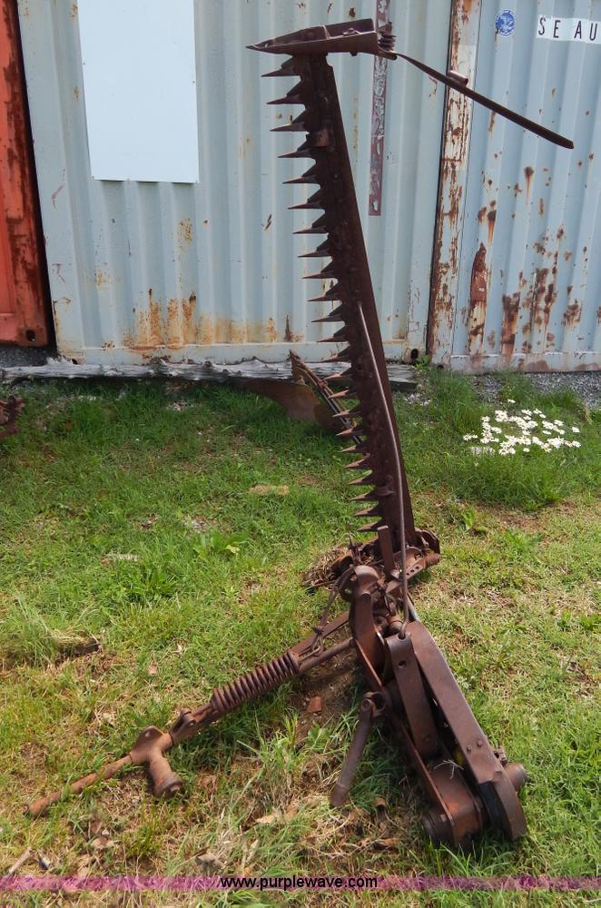 image for item H3326 Dearborn 14-15 sickle mower