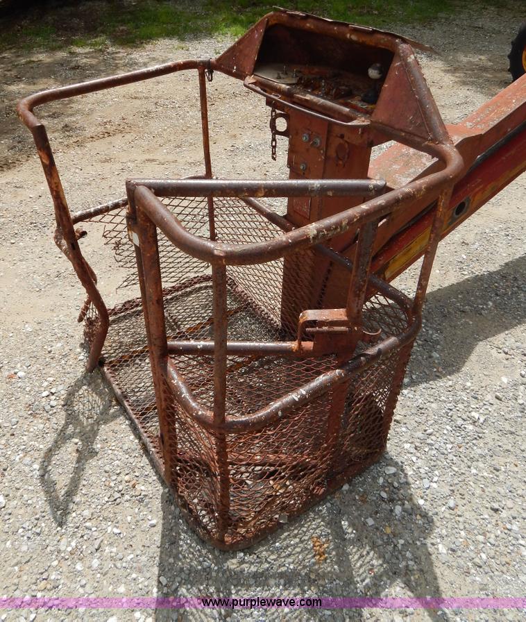 image for item H3345 Man lift