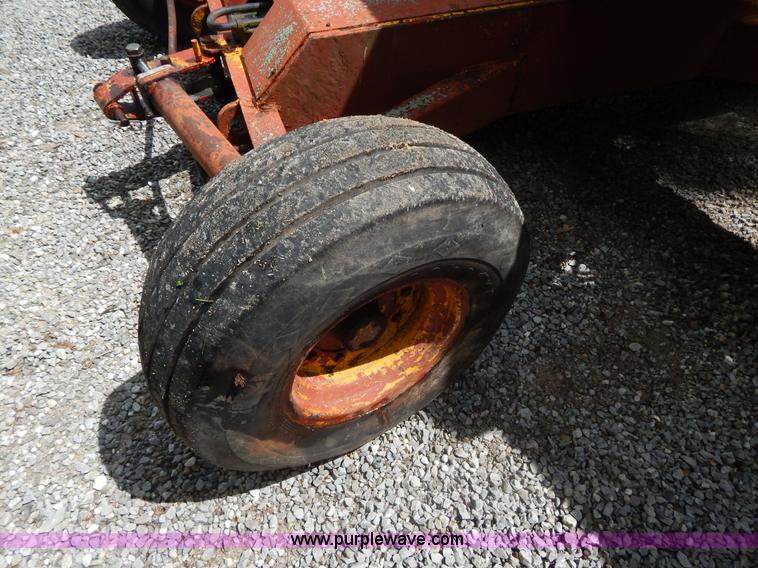 image for item H3345 Man lift