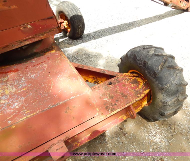 image for item H3345 Man lift