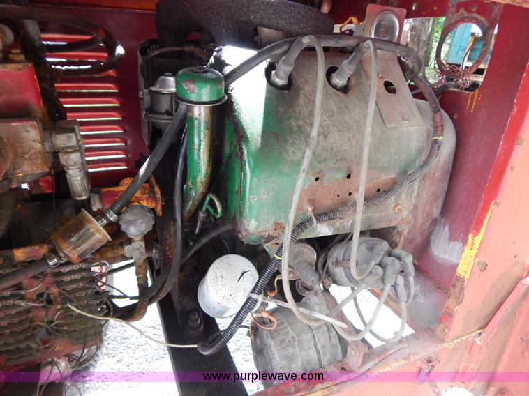 image for item H3345 Man lift