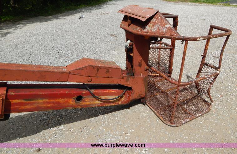 image for item H3345 Man lift