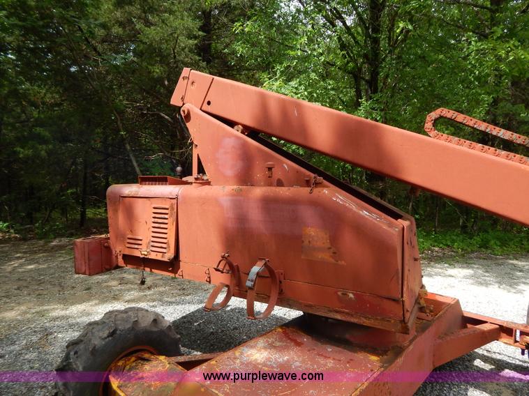 image for item H3345 Man lift