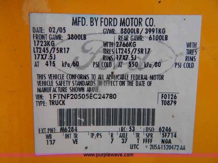 image for item H3383 2005 Ford F250 Super Duty XL pickup truck