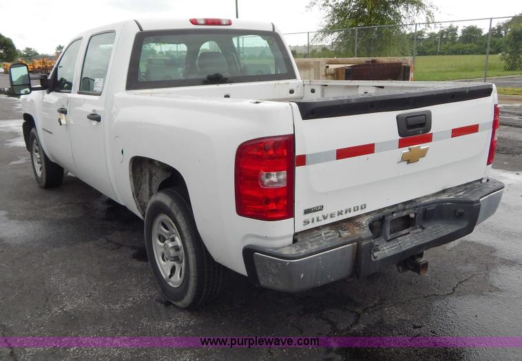 image for item H3388 2008 Chevrolet Silverado 1500 pickup truck