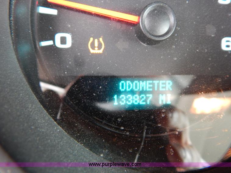 image for item H3388 2008 Chevrolet Silverado 1500 pickup truck