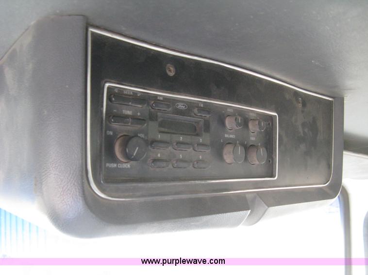 image for item H5440 1993 Ford LNT9000 dump truck