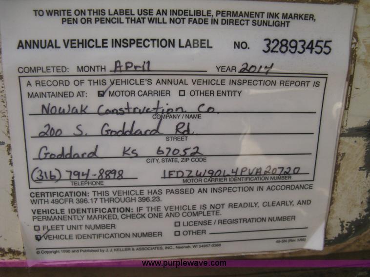 image for item H5440 1993 Ford LNT9000 dump truck