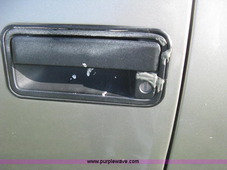 image for item H5441 1998 Chevrolet Silverado 2500 pickup truck