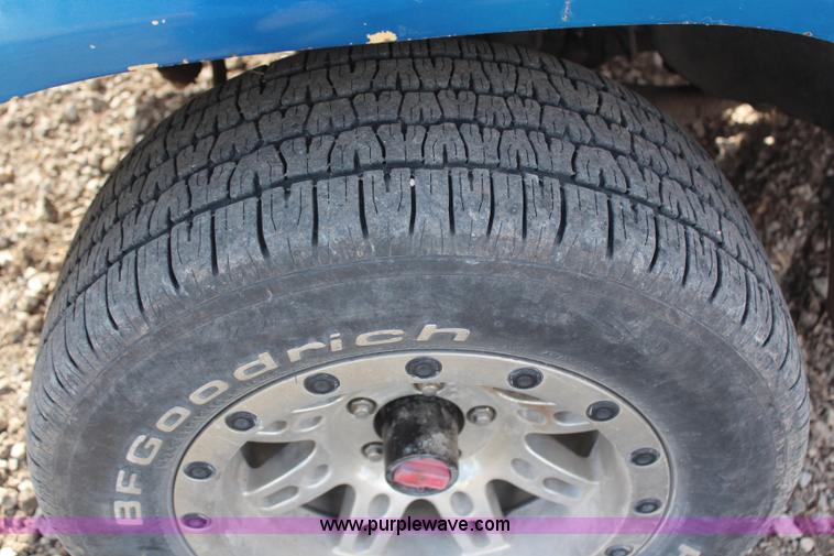 image for item H6153 1988 Ford Ranger XLT pickup truck