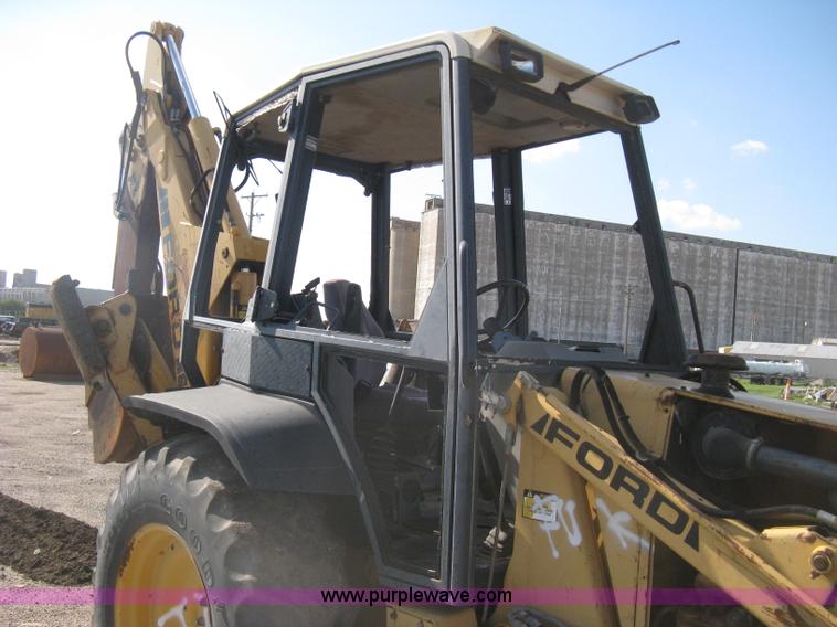 image for item H6343 Ford 555D backhoe