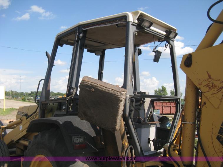 image for item H6343 Ford 555D backhoe