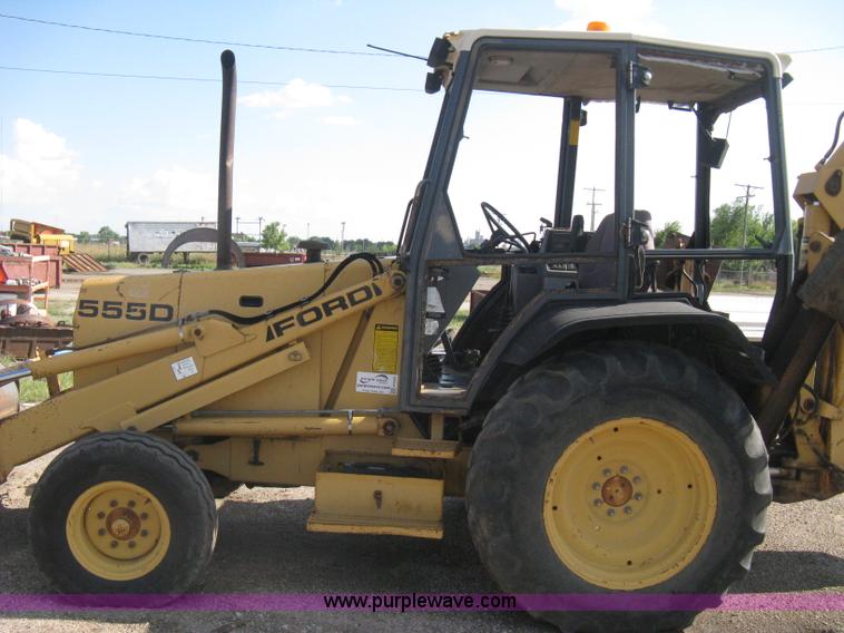 image for item H6343 Ford 555D backhoe