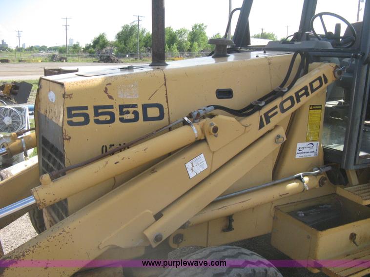 image for item H6343 Ford 555D backhoe