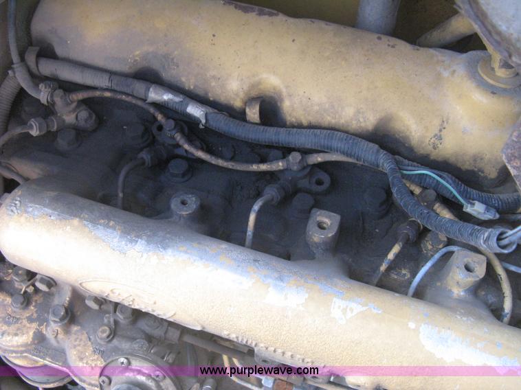 image for item H6343 Ford 555D backhoe