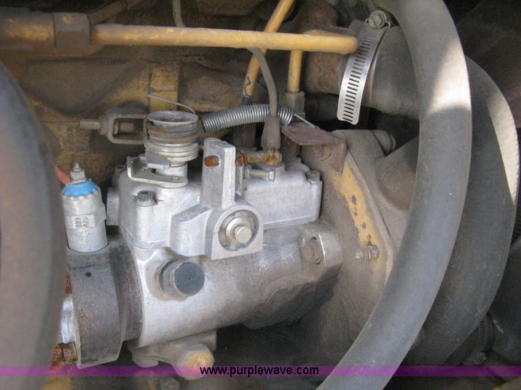 image for item H6343 Ford 555D backhoe