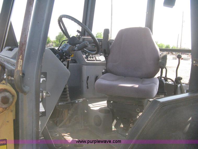 image for item H6343 Ford 555D backhoe