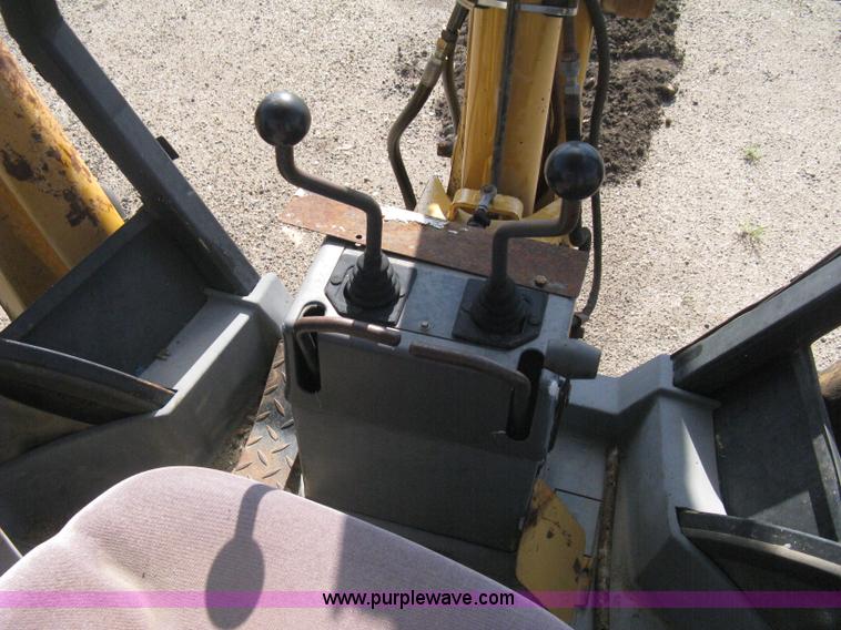 image for item H6343 Ford 555D backhoe