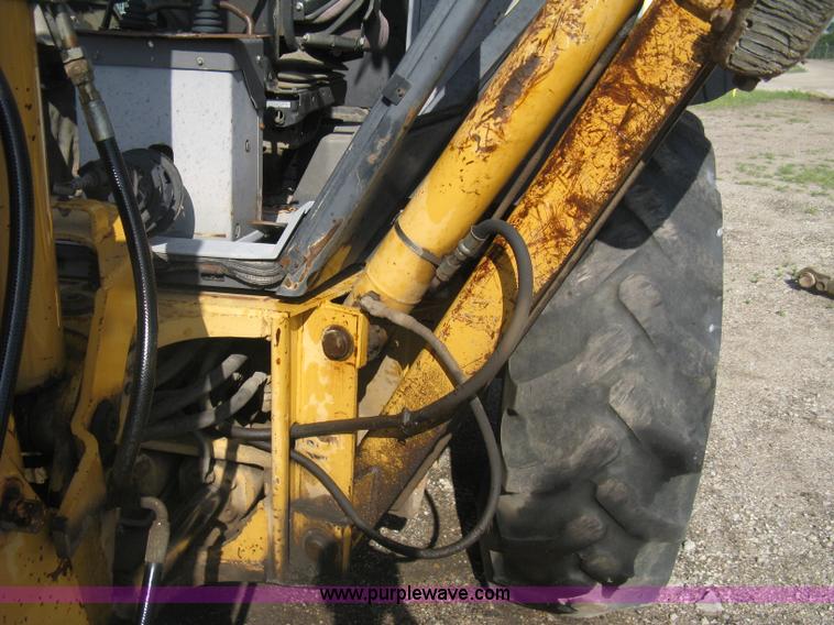image for item H6343 Ford 555D backhoe