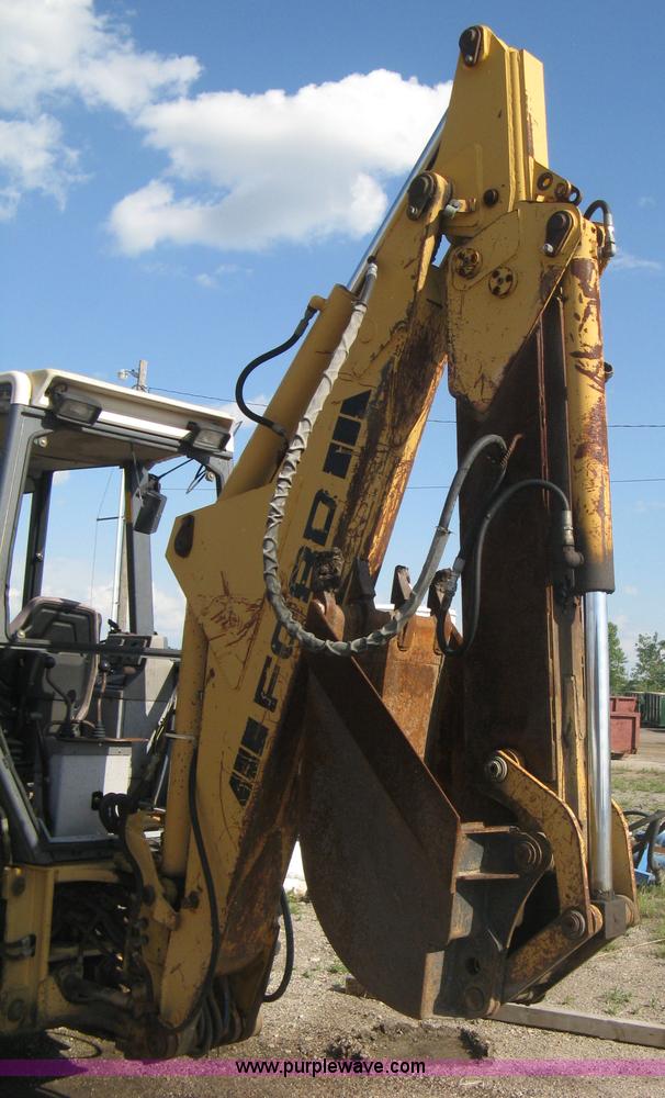 image for item H6343 Ford 555D backhoe