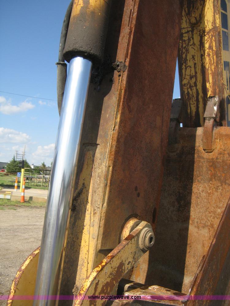 image for item H6343 Ford 555D backhoe