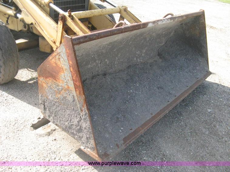 image for item H6343 Ford 555D backhoe