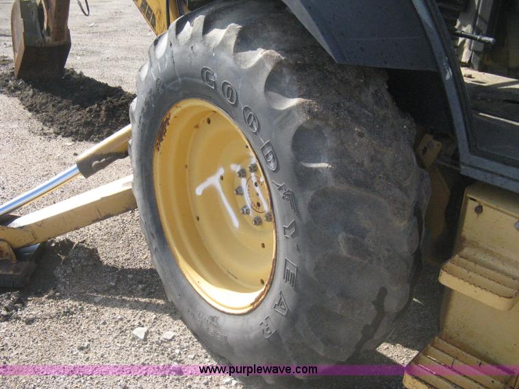 image for item H6343 Ford 555D backhoe