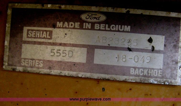 image for item H6343 Ford 555D backhoe