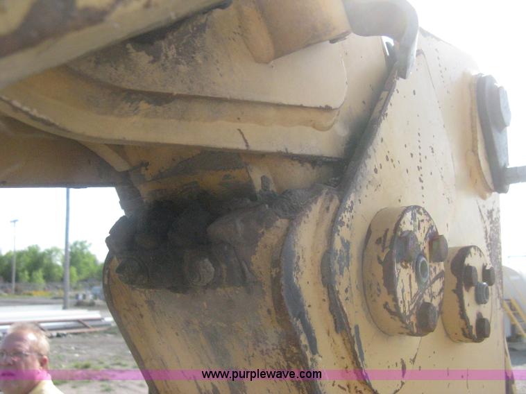 image for item H6343 Ford 555D backhoe