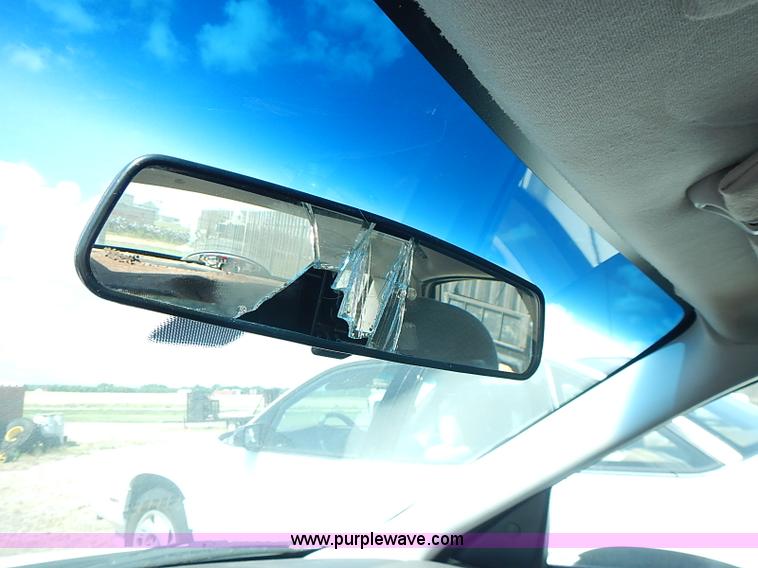 image for item I3597 2001 Ford Taurus LX