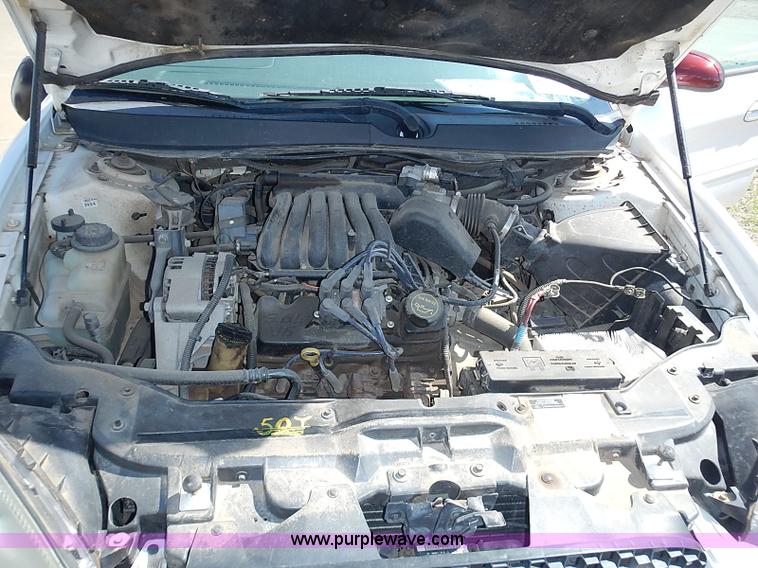 image for item I3597 2001 Ford Taurus LX