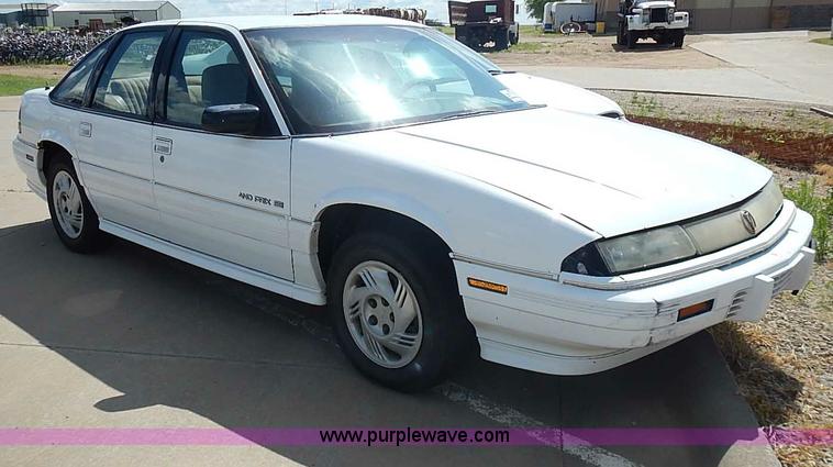 image for item I3598 1994 Pontiac Grand Prix SE