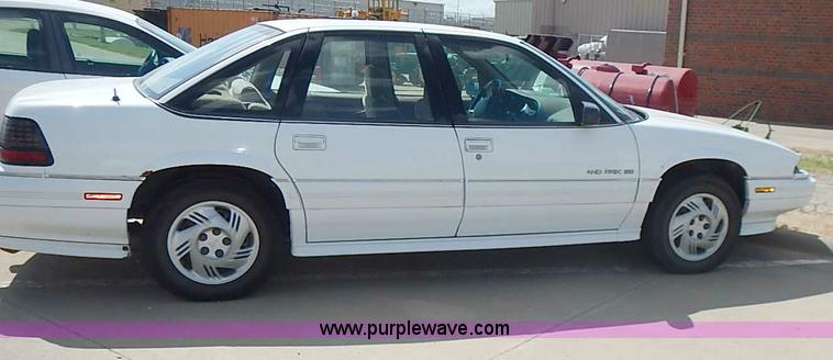 image for item I3598 1994 Pontiac Grand Prix SE