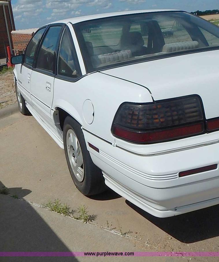 image for item I3598 1994 Pontiac Grand Prix SE