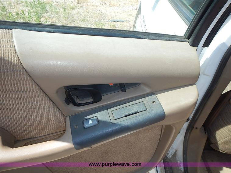 image for item I3598 1994 Pontiac Grand Prix SE