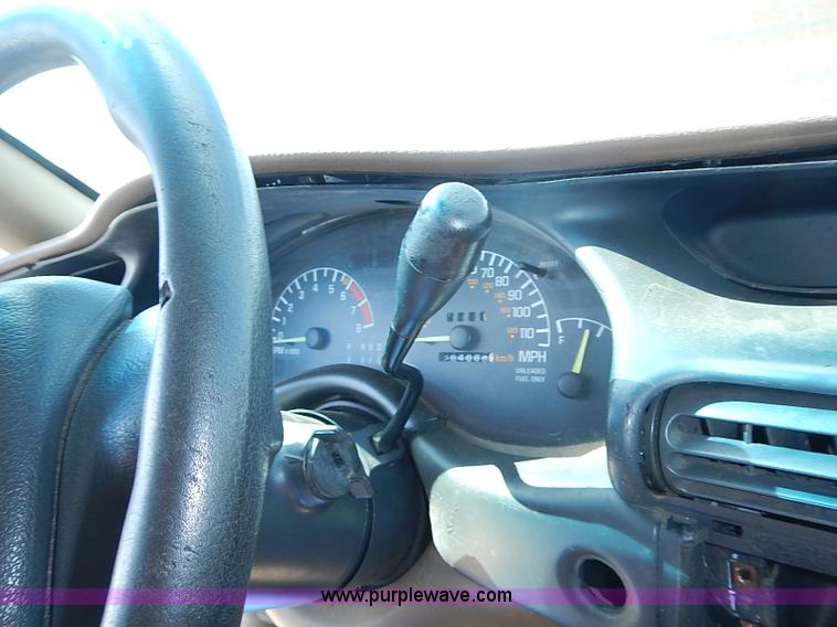 image for item I3598 1994 Pontiac Grand Prix SE