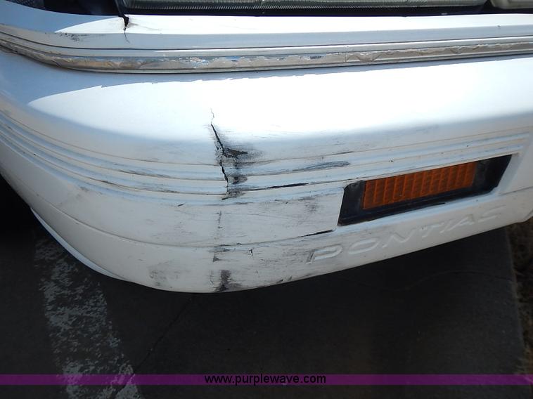 image for item I3598 1994 Pontiac Grand Prix SE