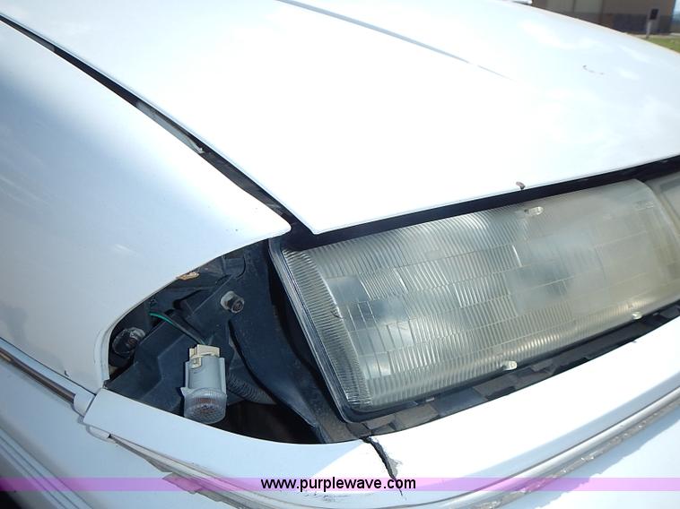 image for item I3598 1994 Pontiac Grand Prix SE