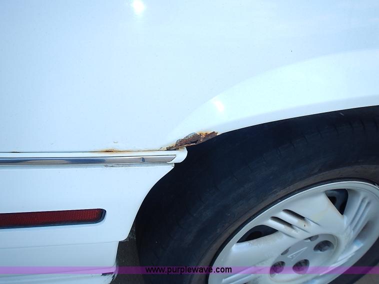 image for item I3598 1994 Pontiac Grand Prix SE