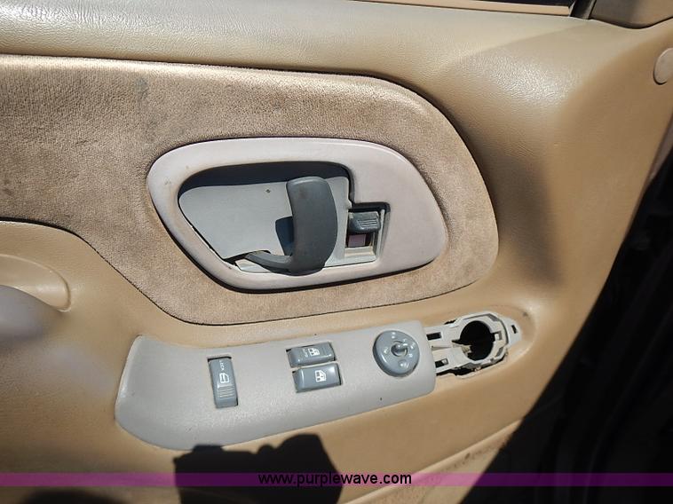 image for item I3599 1995 Chevrolet Silverado 2500 Ext. Cab pickup truck