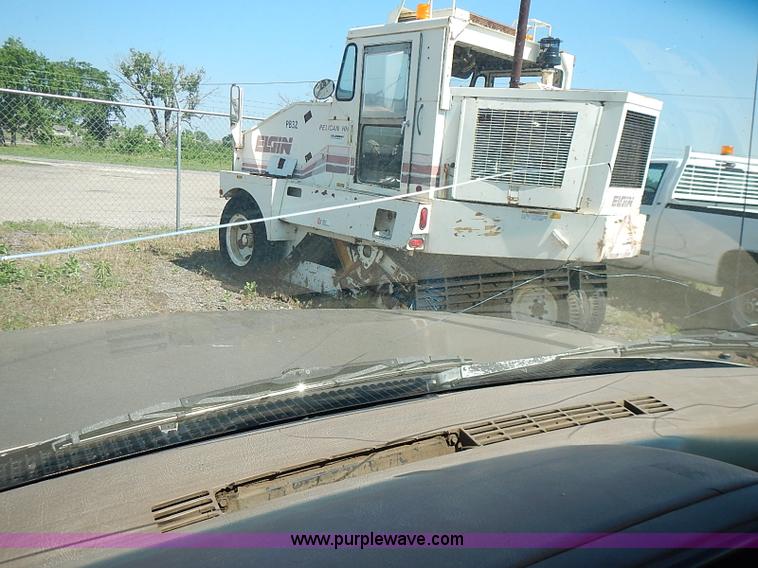 image for item I3599 1995 Chevrolet Silverado 2500 Ext. Cab pickup truck